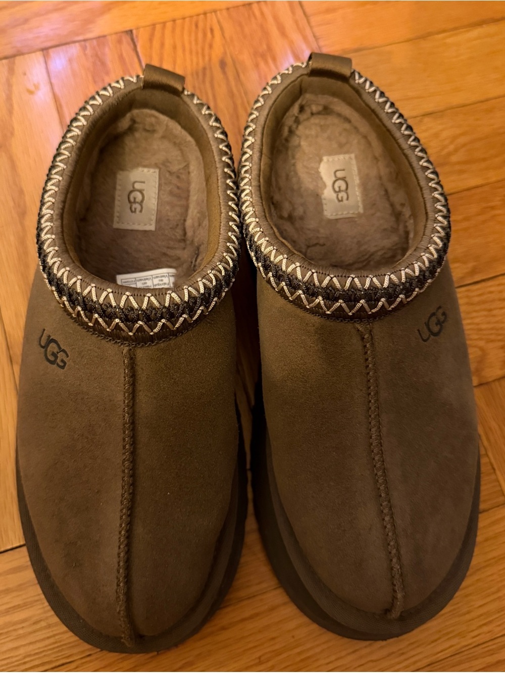 UGG TAZZ II